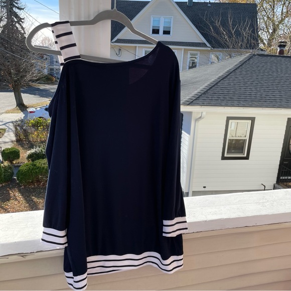 Joseph Ribkoff Midnight Blue/Vanilla One-Shoulder Boxy Top Size 16 (NWT) - Picture 5 of 10
